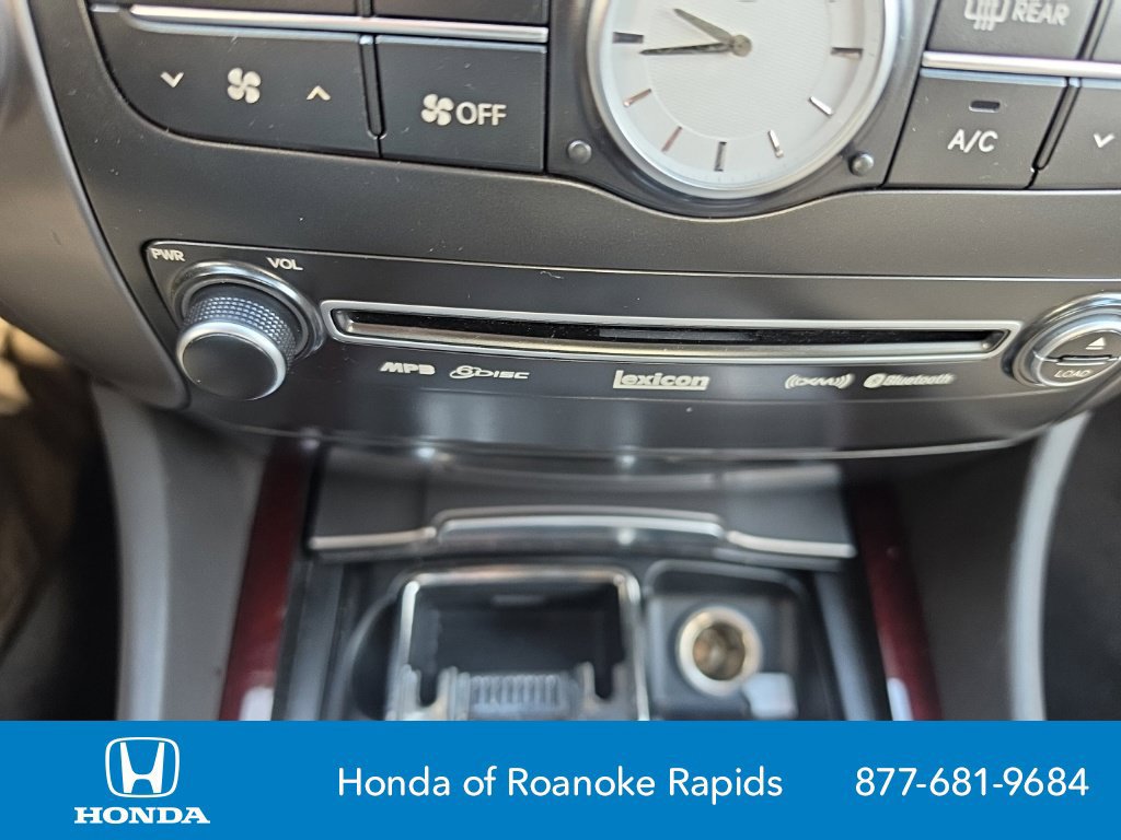 Used 2012 Hyundai Equus Signature RWD image 25