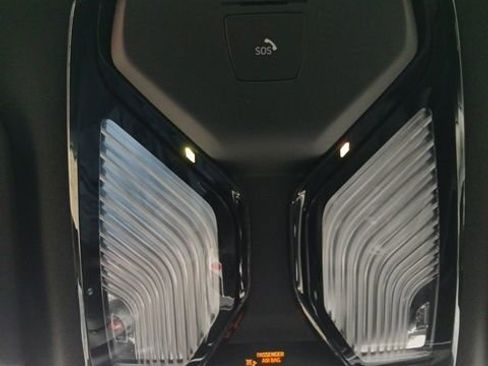 Used 2023 BMW M2 w/ Carbon Package image 23