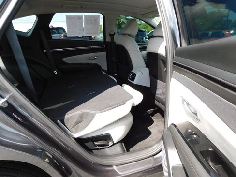 Used 2022 Hyundai Tucson Limited w/ Cargo Package AWD/4WD image 26