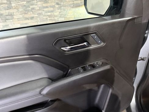 Used 2024 GMC Canyon Elevation w/ Convenience Package image 12