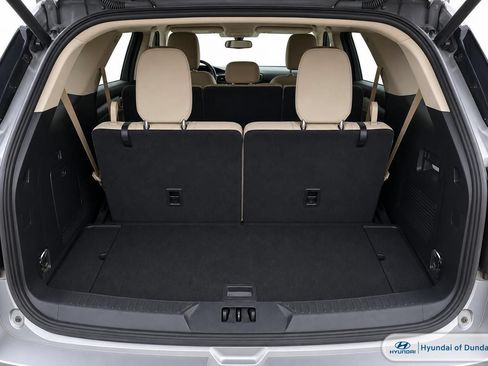 Used 2023 Ford Explorer 4WD image 14