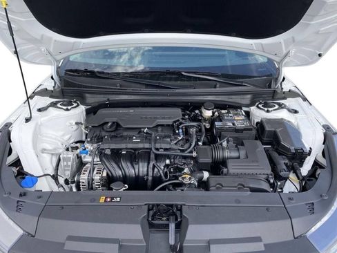 New 2026 Kia K4 FWD image 17