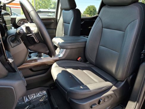 Used 2024 Chevrolet Silverado 1500 RST AWD/4WD image 13