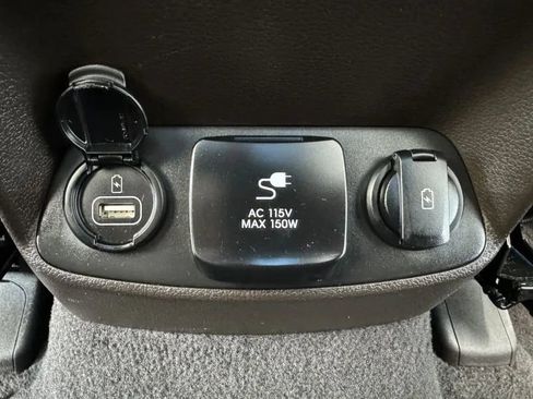 Used 2019 Hyundai Santa Fe FWD image 49