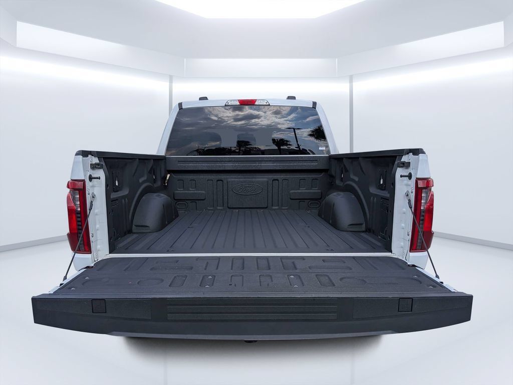 Used 2024 Ford F150 XLT w/ Tow/Haul Package AWD/4WD image 18