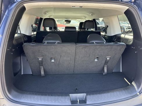 Used 2025 Hyundai Santa Fe SEL FWD image 23