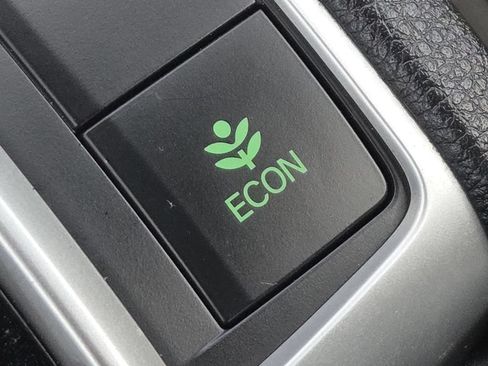 Used 2021 Honda Civic Sport image 4