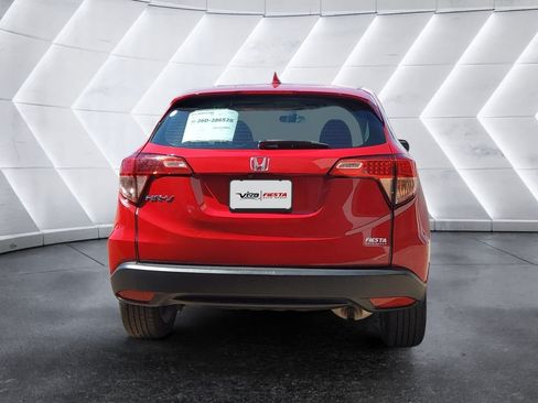 Used 2018 Honda HR-V LX image 5