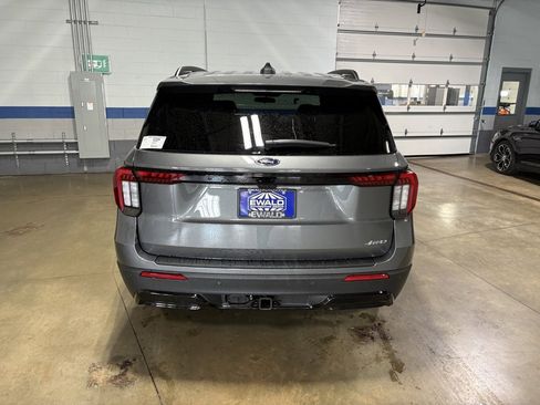 New 2026 Ford Explorer ST-Line image 9