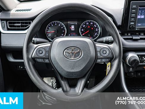 Used 2021 Toyota RAV4 LE image 28