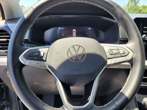 Used 2025 Volkswagen Taos S AWD/4WD image 34