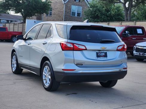 Used 2021 Chevrolet Equinox LT FWD image 3