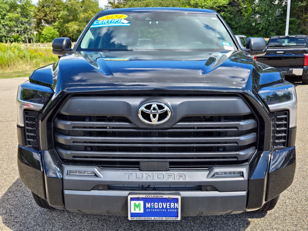 Used 2024 Toyota Tundra SR5 w/ SR5 Convenience Package AWD/4WD image 9