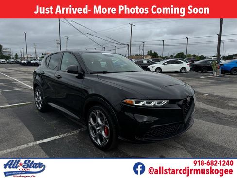 Used 2024 Alfa Romeo Tonale Veloce w/ Active Assist Package AWD/4WD image 1