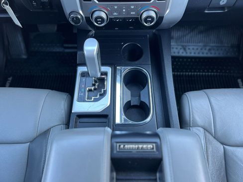 Used 2018 Toyota Tundra Limited w/ Limited Premium Package image 19
