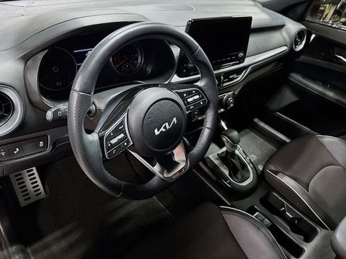 Used 2023 Kia Forte GT-Line w/ GT-Line Premium Package image 16