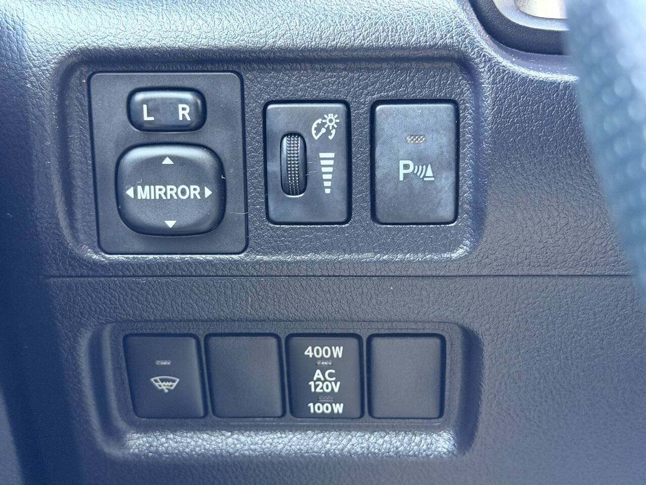 Used 2016 Toyota 4Runner Limited AWD/4WD image 41