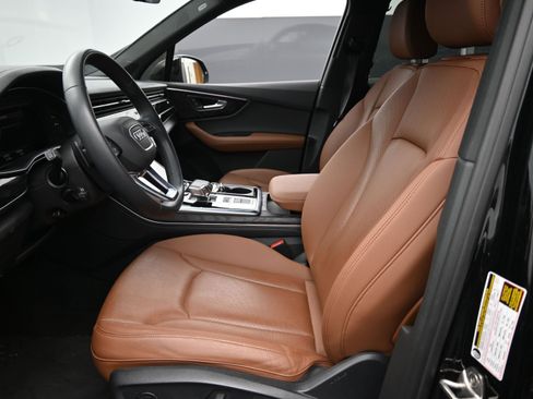 Used 2023 Audi Q7 3.0T Premium Plus w/ Premium Plus Package image 16