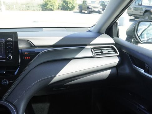 Used 2023 Toyota Camry SE FWD image 28