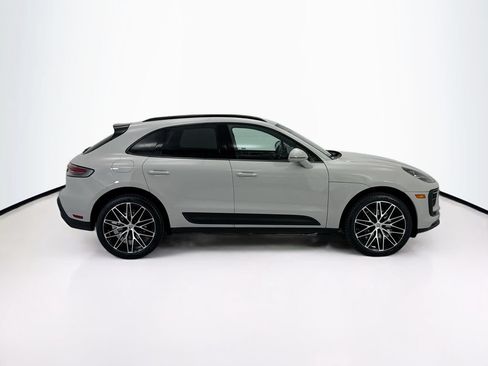 Used 2022 Porsche Macan AWD/4WD image 4