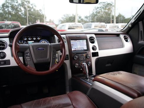 Used 2013 Ford F150 King Ranch w/ King Ranch Luxury Pkg image 13