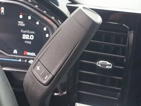 Used 2025 GMC Sierra 1500 SLT RWD image 14