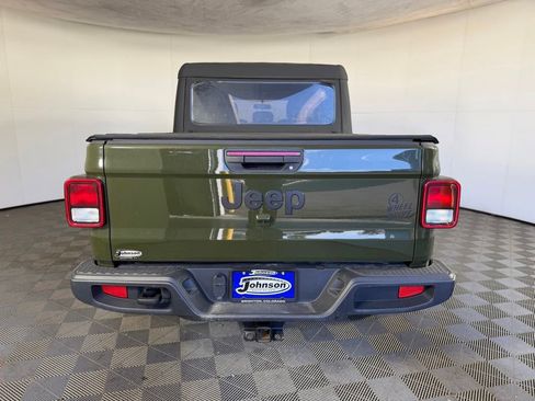 Used 2023 Jeep Gladiator Sport AWD/4WD image 12