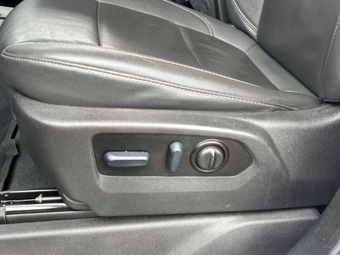 Used 2022 Chevrolet Silverado 2500 LT w/ Z71 Sport Edition AWD/4WD image 16