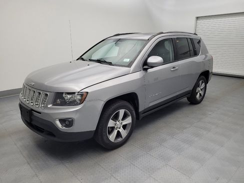 Used 2017 Jeep Compass High Altitude AWD/4WD image 2