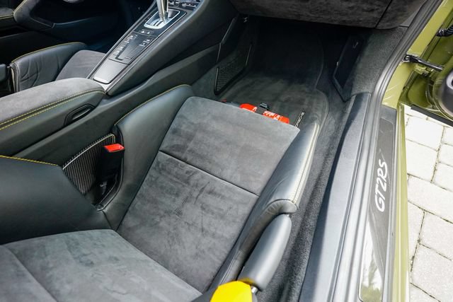 Used 2018 Porsche 911 GT2 RS RWD image 91
