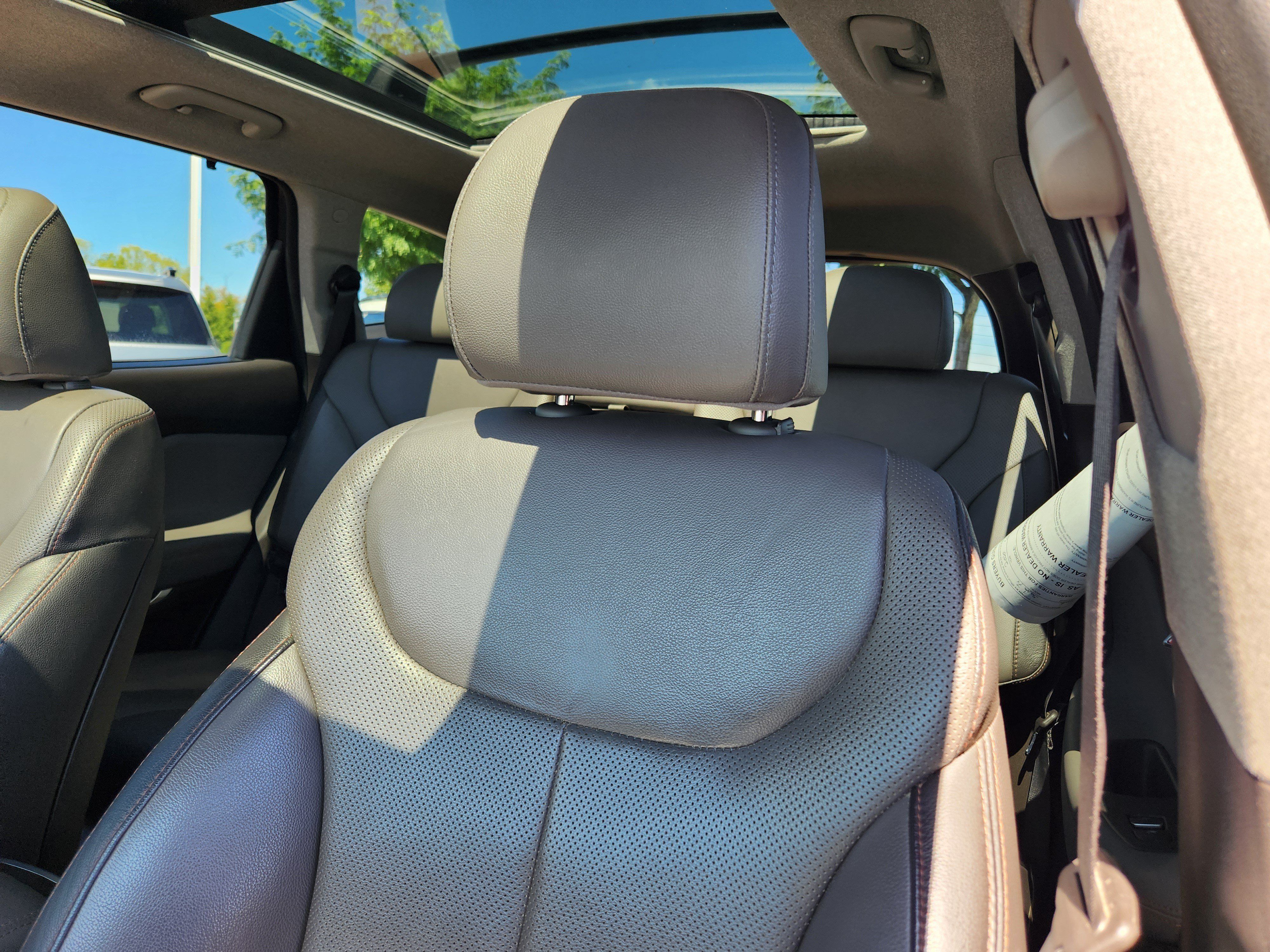 Used 2020 Hyundai Santa Fe Limited AWD/4WD image 11