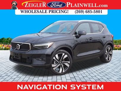 Used 2024 Volvo XC40 B5 Ultimate w/ Climate Package