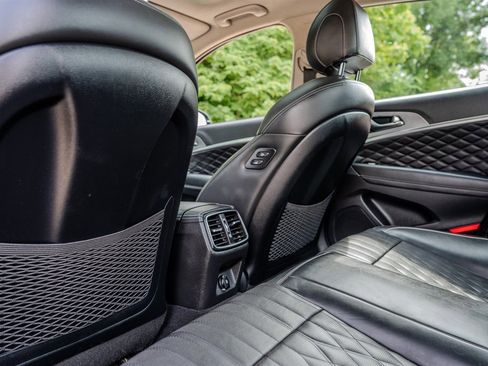 Used 2019 Genesis G70 2.0T Advanced w/ Dynamic Package AWD/4WD image 29