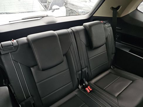 Used 2023 Volkswagen Atlas SE FWD image 19