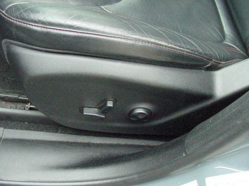 Used 2014 Jeep Cherokee Trailhawk w/ Comfort/Convenience Group image 7
