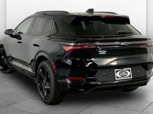 Used 2024 Chevrolet Equinox EV RS FWD image 11