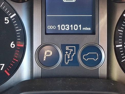 Used 2015 Lexus GX 460 image 27