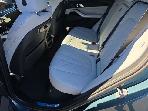 New 2026 BMW X5 xDrive40i image 10
