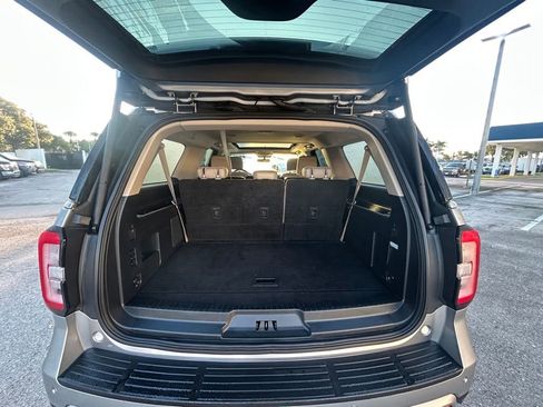 Used 2023 Ford Expedition Max Limited image 34