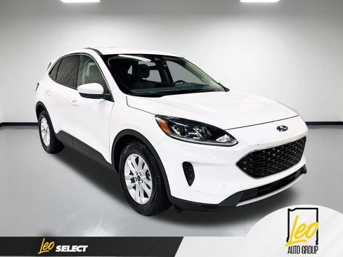 Used 2020 Ford Escape SE FWD image 4
