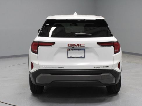 Used 2025 GMC Terrain Elevation AWD/4WD image 12