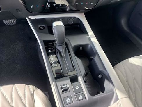 Used 2026 Nissan Sentra SL w/ Floor Mat Package image 28