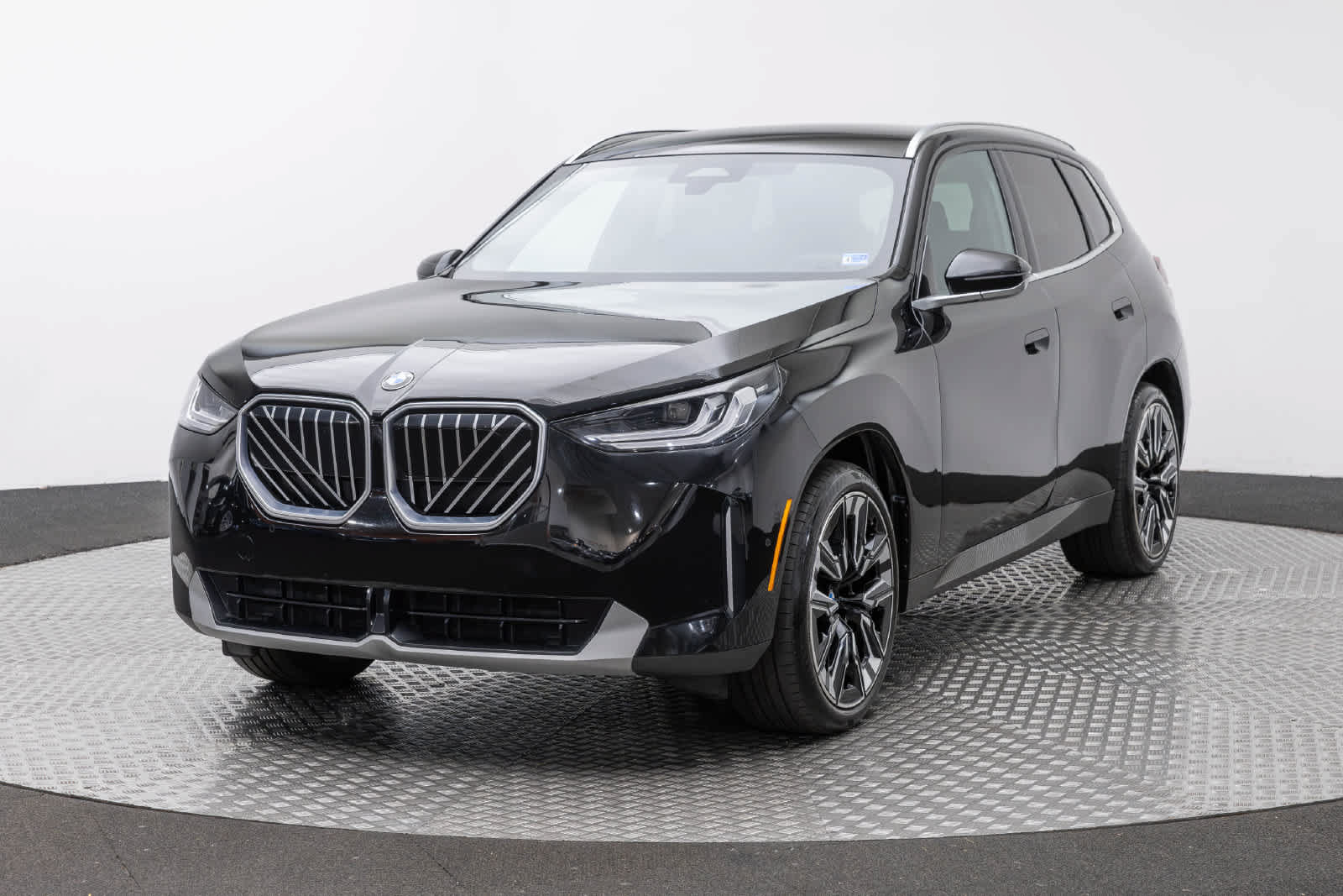 Used 2025 BMW X3 xDrive30i w/ Convenience Package AWD/4WD image 1