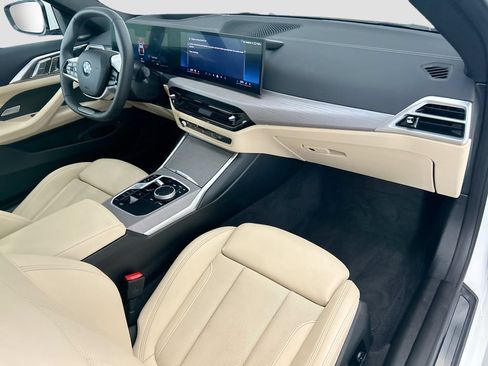 Used 2026 BMW 430i Coupe w/ Premium Package RWD image 16