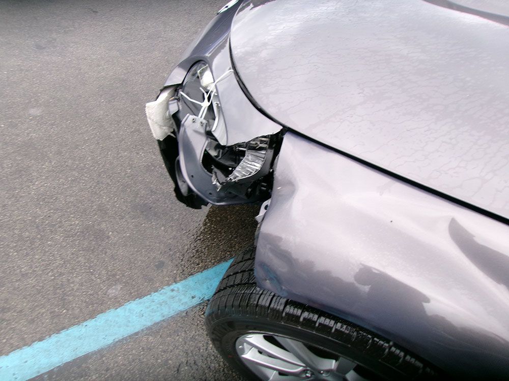 Used 2006 MAZDA MX-5 Miata Sport RWD image 5