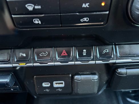 Used 2021 Chevrolet Silverado 2500 W/T w/ WT Fleet Convenience Package AWD/4WD image 30
