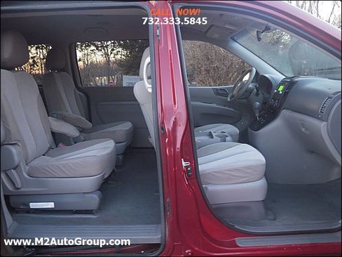 Used 2012 Kia Sedona LX image 13