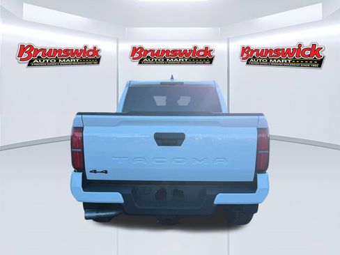 New 2025 Toyota Tacoma TRD Off-Road image 5