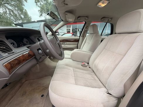 Used 2008 Mercury Grand Marquis GS RWD image 9