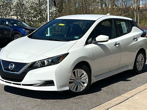 Certified 2022 Nissan Leaf S image 1